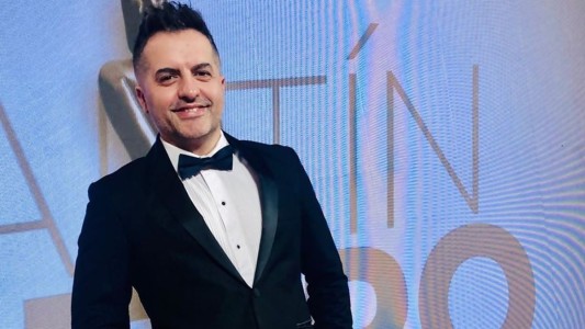 El periodista Ángel de Brito se casó en secreto con su pareja, Javier Medina