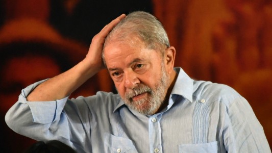 La defensa de Lula presentó un habeas corpus para evitar que el expresidente sea detenido