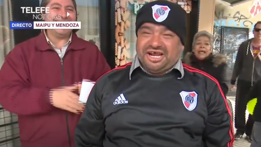 Ramón, el trapito más famoso de Rosario, festejó su cumpleaños entre amigos y regalos