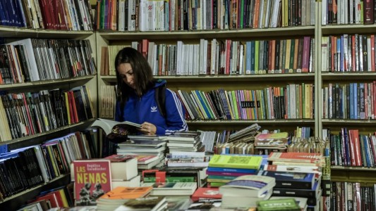Crisis en la industria editorial: la venta de libros ha caído un 50%