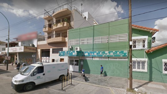 Berazategui: una mujer denunció que le amputaron la pierna equivocada en un sanatorio