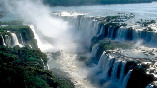 Iguazú: turista se quitó la vida al tirarse a las Cataratas