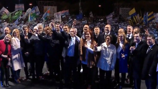 Alberto Fernández cerró su campaña en Rosario: "Nunca más me voy a pelear con Cristina"