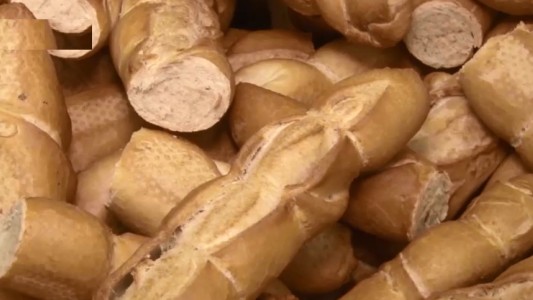 Molinos harineros suspenden la venta del insumo a los panaderos por la incertidumbre cambiaria