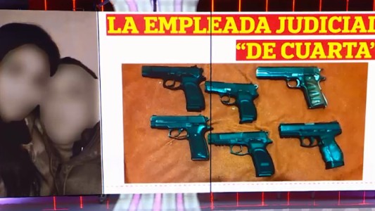 Una empleada judicial robaba y vendía armas secuestradas a delincuentes