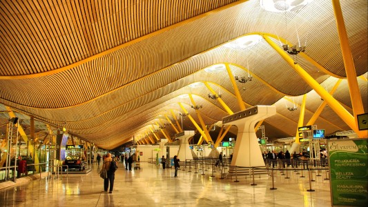 Los argentinos deberán pagar un permiso para poder ingresar a Europa a partir de 2021