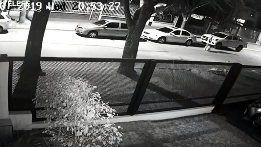 Video: así roban motochorros en barrio Alberdi