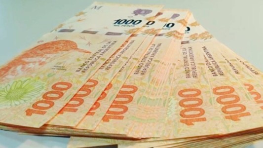 El Gobierno oficializó el otorgamiento de un bono de 5000 pesos para la administración pública