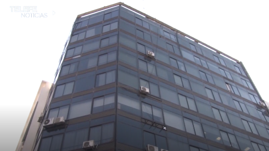 Corrientes y Ricardone: vaciaron seis oficinaes de un edificio céntrico