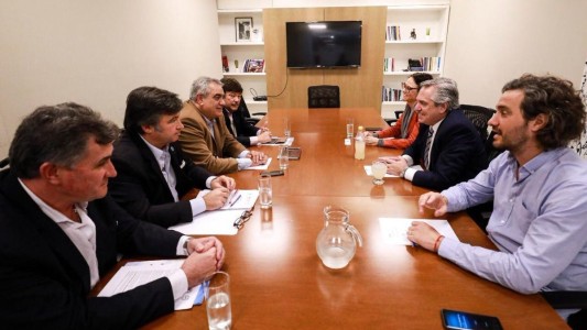 Alberto Fernández se reunió con el campo y le respondió a Macri: "Debe estar contando los días"