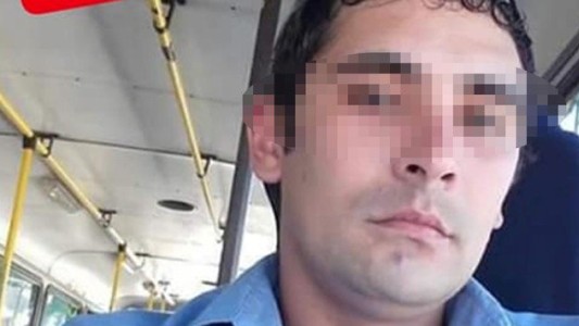 Un colectivero raptó a una chica de 18 años: la víctima le avisó por Whatsapp a su familia