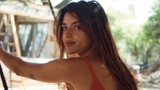 Las fotos de Calu Rivero desnuda con amigas en el río que desafía la censura