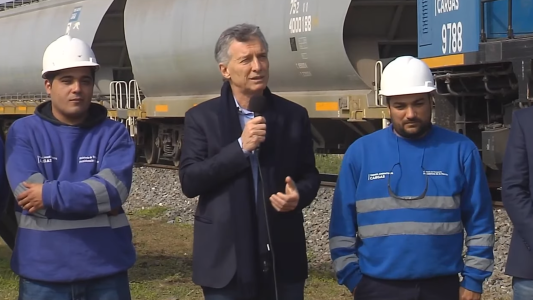 Macri en Timbúes: "Confío en que los industriales pondrán el hombro"