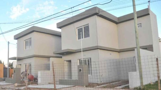 El Banco Central autoriza a comprar hasta 100 mil dólares para créditos hipotecarios