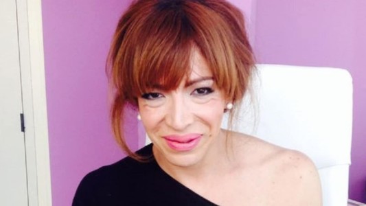 Lizy Tagliani fue al teatro bien acompañada