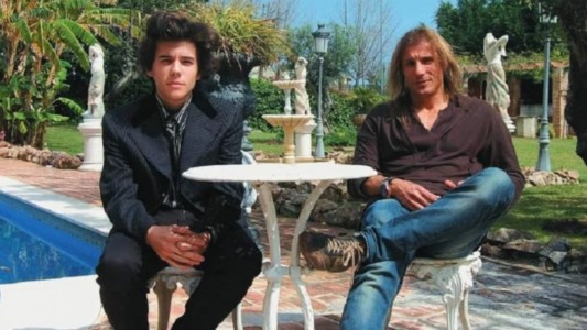 La esposa de Axel Caniggia se mete en la pelea: posteó una foto del "Pájaro" junto a su nieta