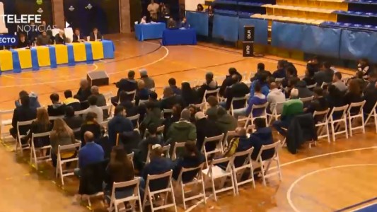 Se aprobó el balance de Rosario Central, en medio de una polémica asamblea