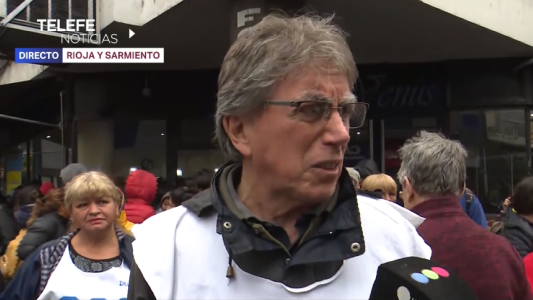 Organizaciones sociales protestaron frente a Anses ante la llegada de Macri a Rosario