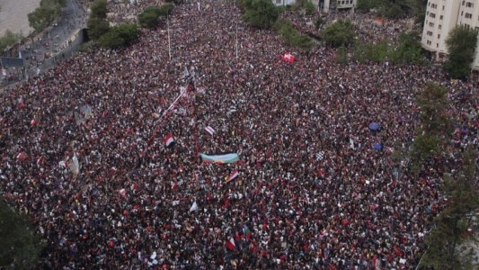 Impactantes imágenes de la multitud en "la marcha más grande de Chile”
