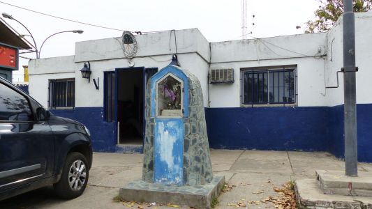 Detuvieron a un comisario y tres policías por mentir en una persecución