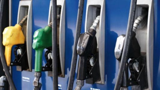 Desde el viernes aumentan un 5% los combustibles