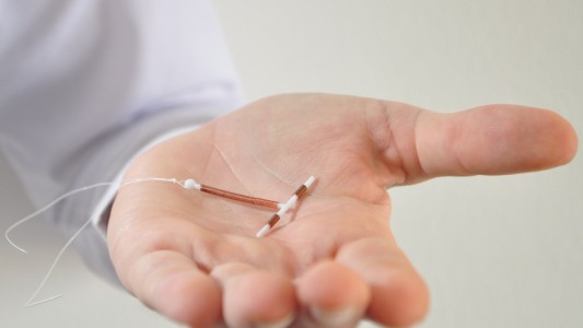 Las obras sociales y prepagas deberán cubrir métodos anticonceptivos de larga duración