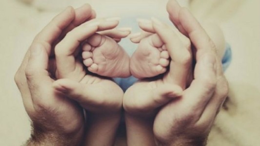 Buscan ampliar las licencias por maternidad y paternidad