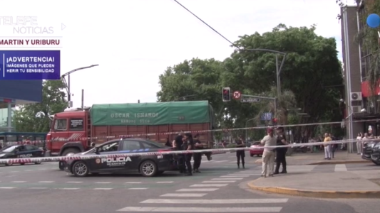 Una mujer murió tras ser atropellada por un camión en San Martín y Uriburu