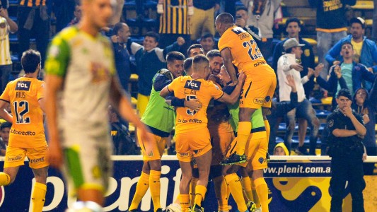Central goleó a Aldosivi en un partido clave para salvarse del descenso