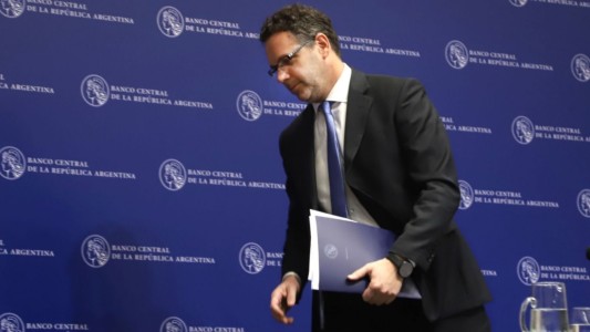 Guido Sandleris presentó su renuncia como presidente del Banco Central