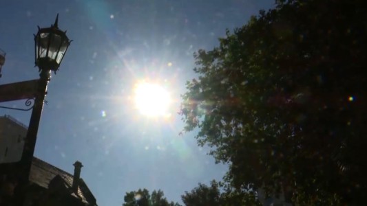 Cuando el calor aprieta: brindan recomendaciones para cuidar la salud