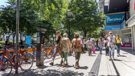 Este sábado la peatonal Córdoba se extiende hasta calle Dorrego