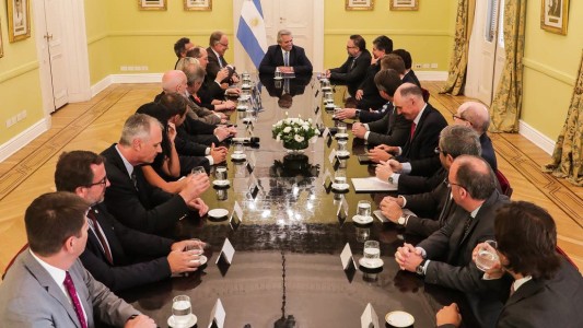 Alberto Fernández aseguró que "se va a mantener" el precio de los combustibles