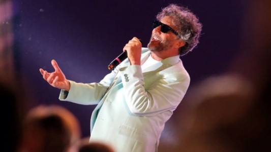Fito Páez debutó en el Festival de Cosquín con su rock adaptado para la ocasión