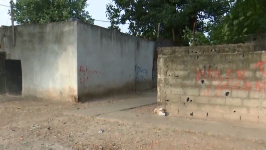 Una mujer murió al quedar en medio de una balacera en zona oeste