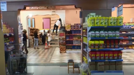 Acuerdo de la Federación Universitaria y Empleados de Comercio para beneficios a estudiantes