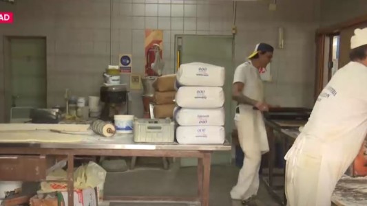 Por la suba de insumos el kilo de pan podría irse a los $110