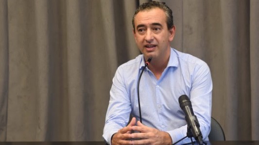 Javkin anunció 1000 millones en créditos para auxiliar empresas y empleos