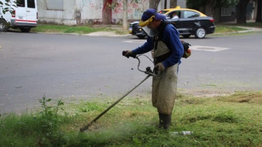 Autorizan la circulación de jardineros para combatir el dengue