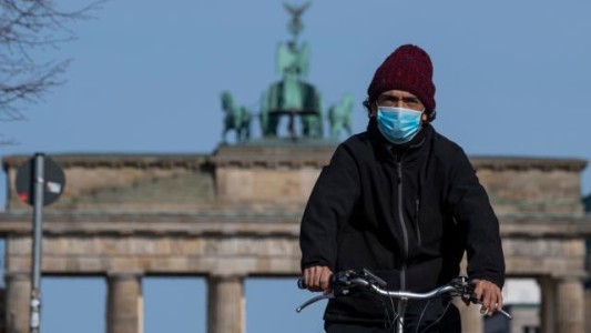 Alemania declara la pandemia bajo control y ofrece ayuda a otros países europeos