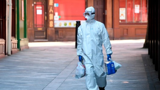 Reino Unido supera 32 mil muertes por COVID-19 y es el centro de la pandemia en Europa