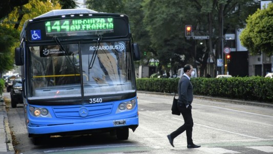 Colectiveros de Rosario y Santa Fe paran por cobro de salario incompleto