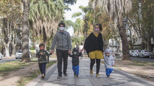 Javkin: "Fuimos una inmensa mayoría los que respetamos, sigamos así"