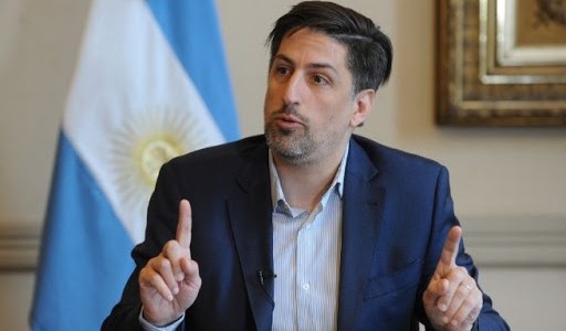 Clases en las aulas: es posible que "en algunos lugares se pueda comenzar con antelación"