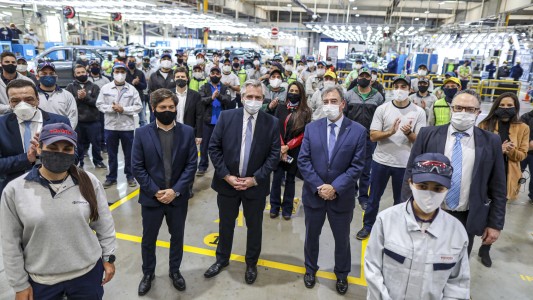 "La pandemia complicó la economía del mundo, no la cuarentena", dijo el Presidente