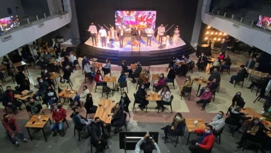 Una iglesia evangélica abrió como bar en señal de protesta