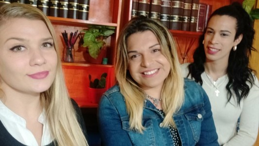 Narella es la primera chica trans que logra ingresar a la carrera de policía