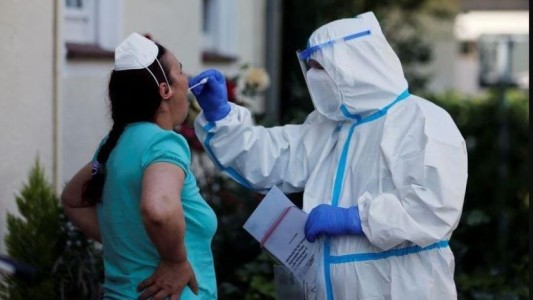 Brasil registró 1.271 nuevas muertes por coronavirus y casi 38.000 casos