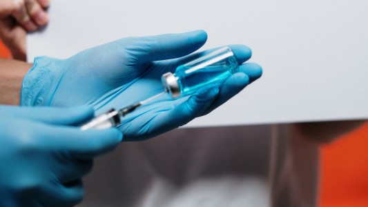 Covid-19: Rusia anunció que su vacuna generó inmunidad en los participantes del ensayo