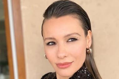 Pampita Ardohain contó que tiene dislexia: "Leo todo y escribo todo al revés"